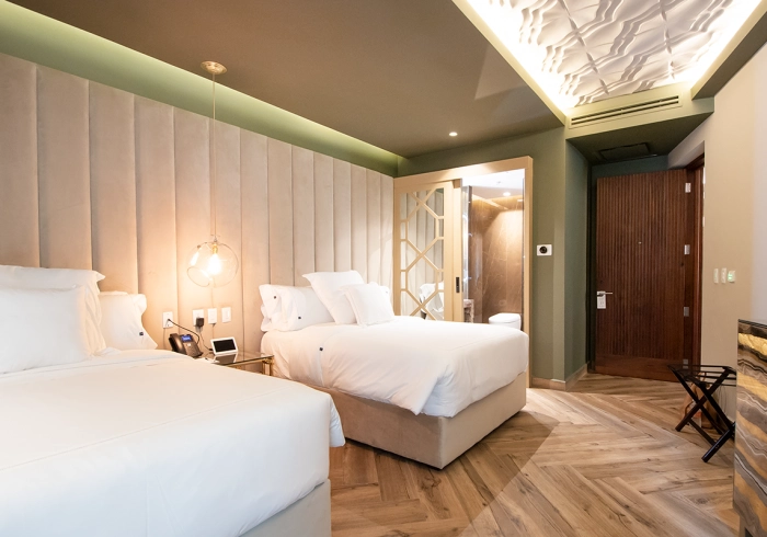 DELUXE DOUBLE BALCONY