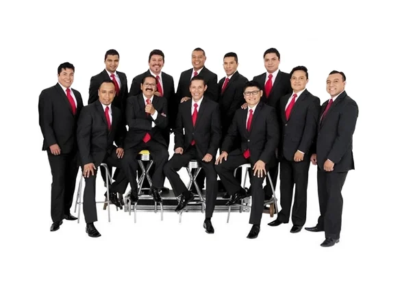 Los Yaguaru - Noche de 
Cumbia